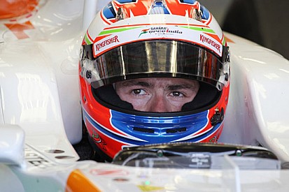 Silverstone, Day 1: Paul di Resta abbassa il limite