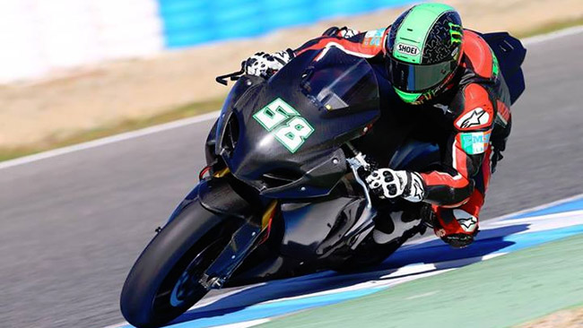 Ecco Eugene Laverty in sella alla Suzuki a Jerez