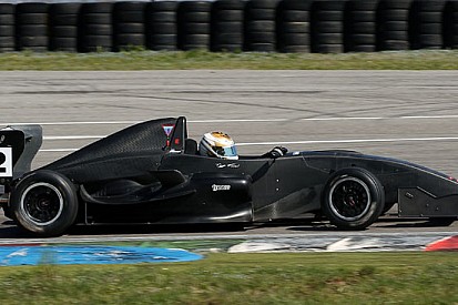 Clerici torna al volante della Formula Renault 2000