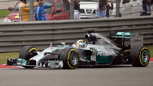 Hamilton domina in Cina, ma la Ferrari è da podio!