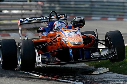 Finalmente tocca a Rosenqvist in gara 3 a Pau