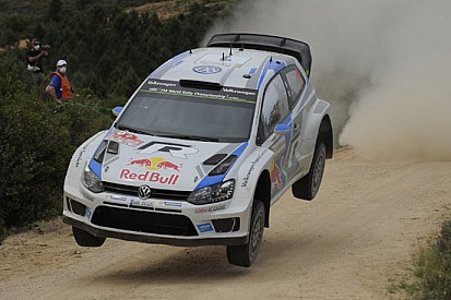 Italia, PS11: problemi per Latvala, Ogier si avvicina