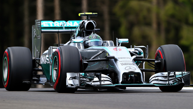 Rosberg nella doppietta delle Mercedes in Austria