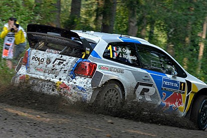 Finlandia, PS8: Ogier prova ad infastidire Latvala