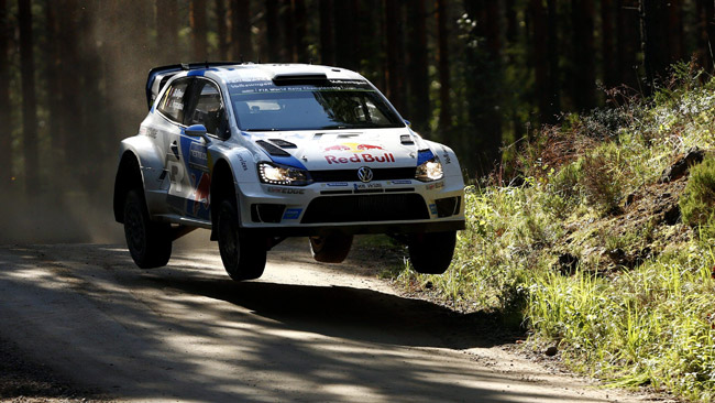 Finlandia, PS9: Ogier rosicchia ancora pochi decimi