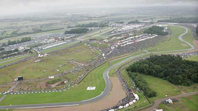 La MotoGp torna a Donington Park nel 2015!
