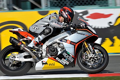 Magny-Cours, Libere 3: Guintoli torna davanti