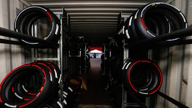 Bridgestone ripropone l'anteriore asimmetrica