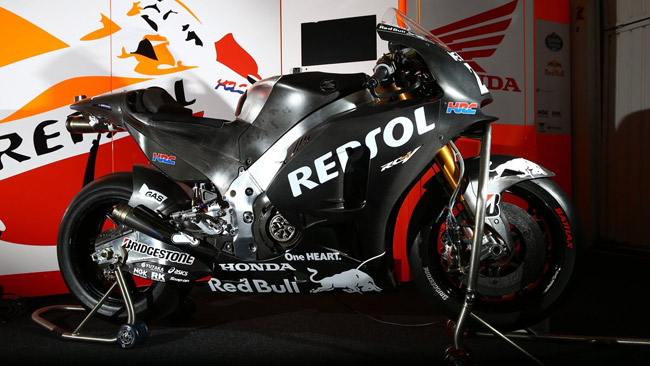 Sulle Honda HRC c'è già il marchio Red Bull