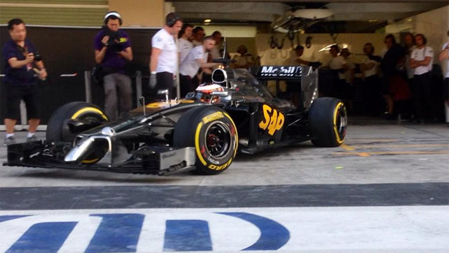 Subito ferma in pista la McLaren-Honda!