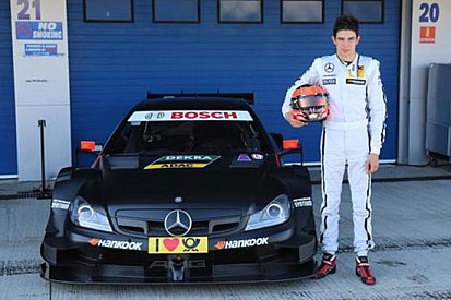 Cinque giovani sulla Mercedes nei test di Jerez