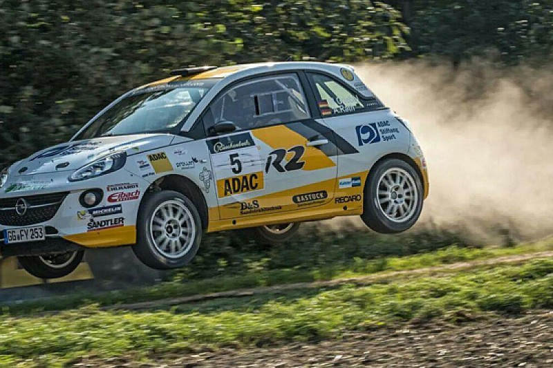 Griebel e Bergkwist con l'ADAC Opel Rallye Junior