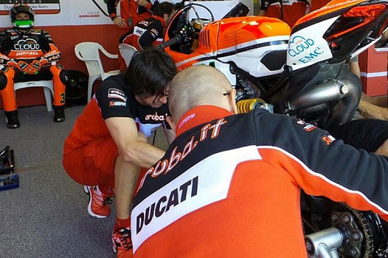 Davide Giugliano in ospedale per accertamenti