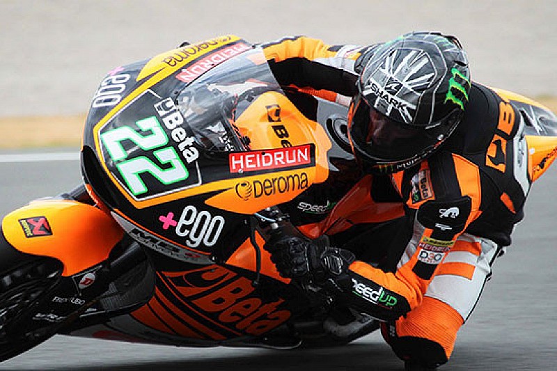 Jerez, Day 2: Sam Lowes porta in testa Speed Up