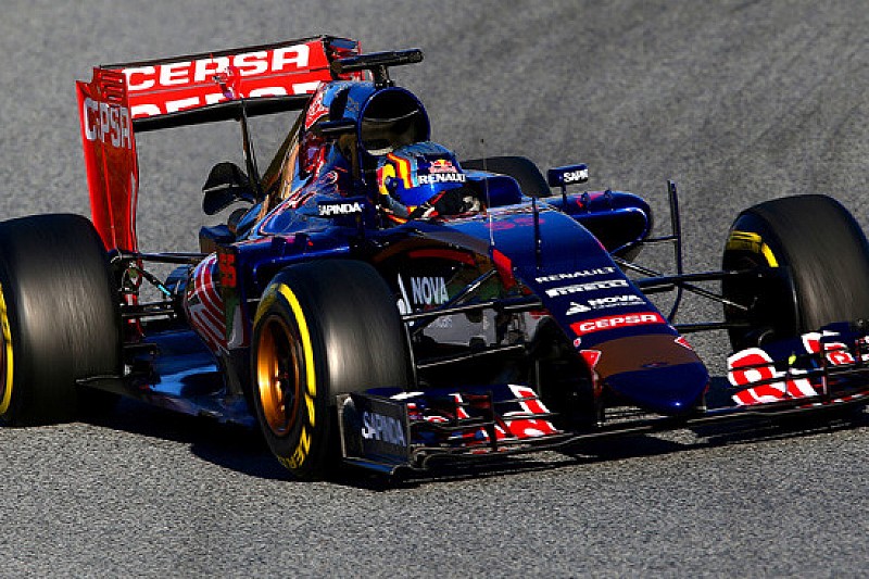 Barcellona, Day 4, Ore 11: Sainz Jr davanti con le soft