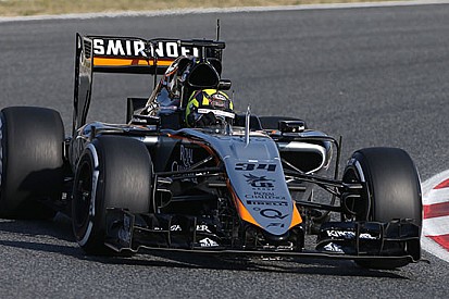 109 giri per la Force India e il rookie Nick Yelloly