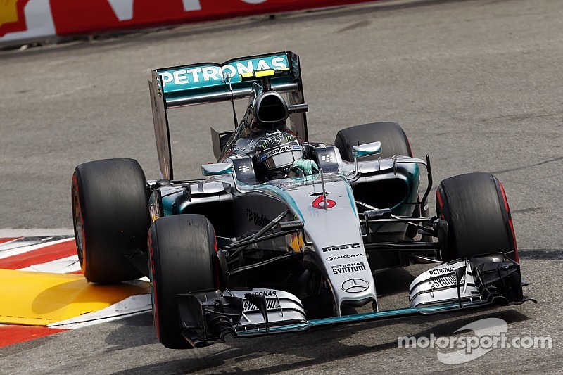 Rosberg s'impose à Monaco après une erreur de Mercedes !