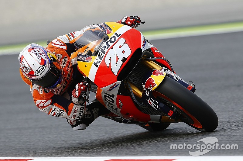 Pedrosa acepta que le falta ser constante