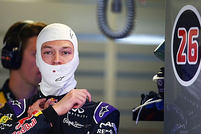 Kvyat fue reprendido por incidente en la práctica 1