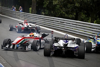 FIA обвинили в большом количестве аварий в Евро Ф3