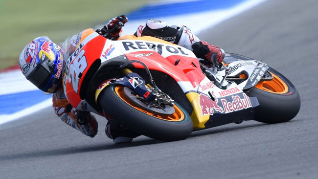 Prove comparative tra diversi scarichi per Pedrosa
