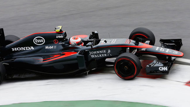 Button pagherà col drive through le sostituzioni Honda