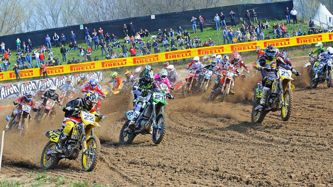 Venti piloti di livello mondiale all'Airoh Starcross 2015