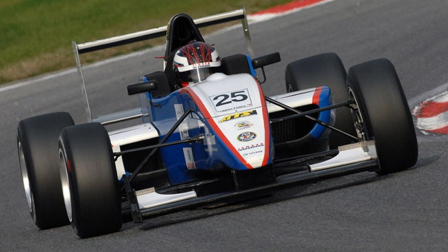 Jenzer in pista al completo a Valencia