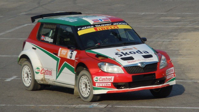Giovani all'attacco nel Trofeo Super 2000