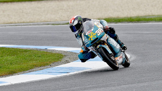 La pista bagnata esalta Bradley Smith