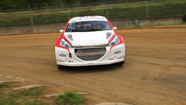 Yvan Muller sulla Peugeot 208 RX Supercar a Lohéac