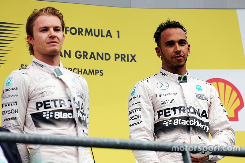 Lewis ya le saca 28 puntos a Nico en el Campeonato