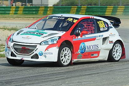 Yvan Muller debutta a Lohéac con la 208