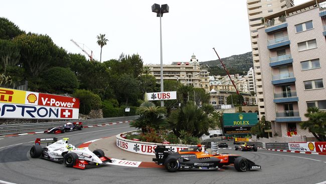 Nel 2016 le 2 litri Renault approdano a Montecarlo!