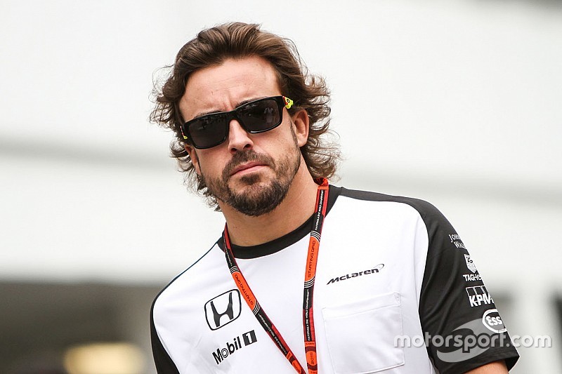 Alonso espera por