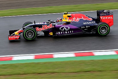 Kvyat controla la segunda práctica en Japón