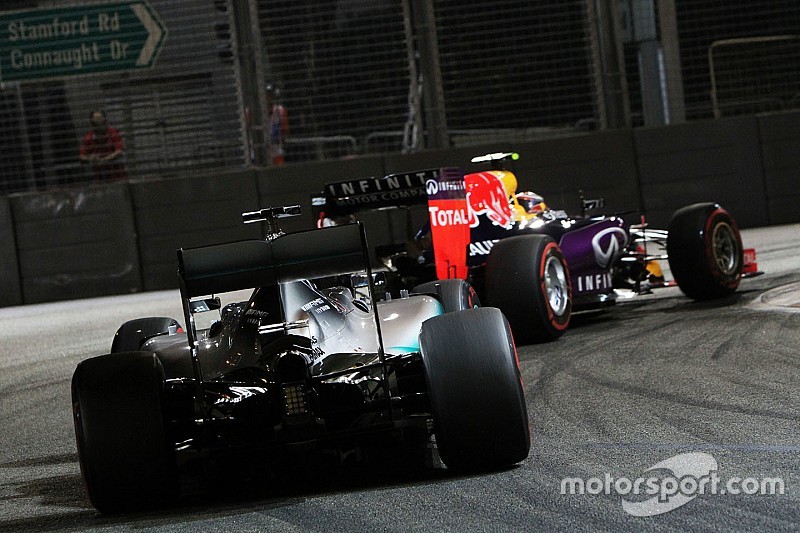 У Red Bull ещё есть шанс заполучить моторы Mercedes