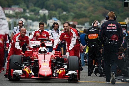 Vettel et Räikkönen pénalisés, Hamilton sur la voie royale?