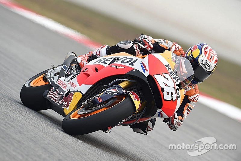 MotoGP马来西亚雪邦站正赛:佩德罗萨夺冠 罗西马奎斯上演暴力摩托
