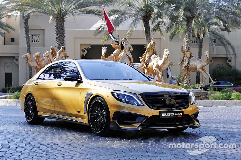 Brabus tovert Rocket 900 om in gouden woestijnmonster