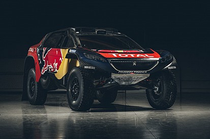 В Peugeot показали ливрею машины для "Дакара"