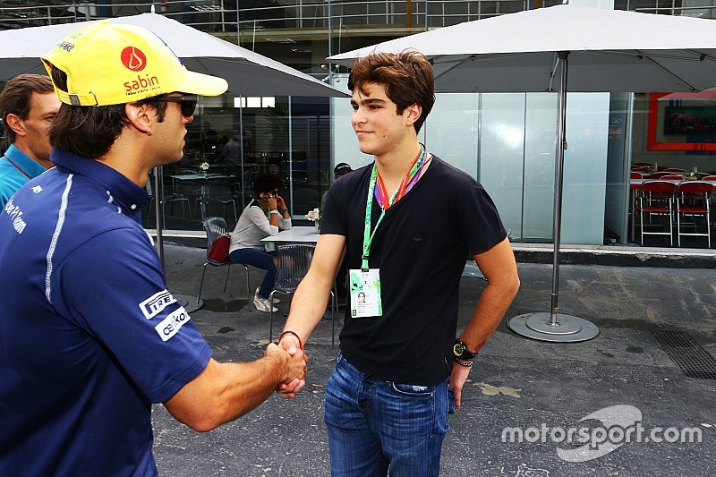Listo el carro de Pedro Piquet para Nueva Zelanda