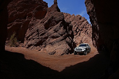 Hirvonen consigue su primera etapa