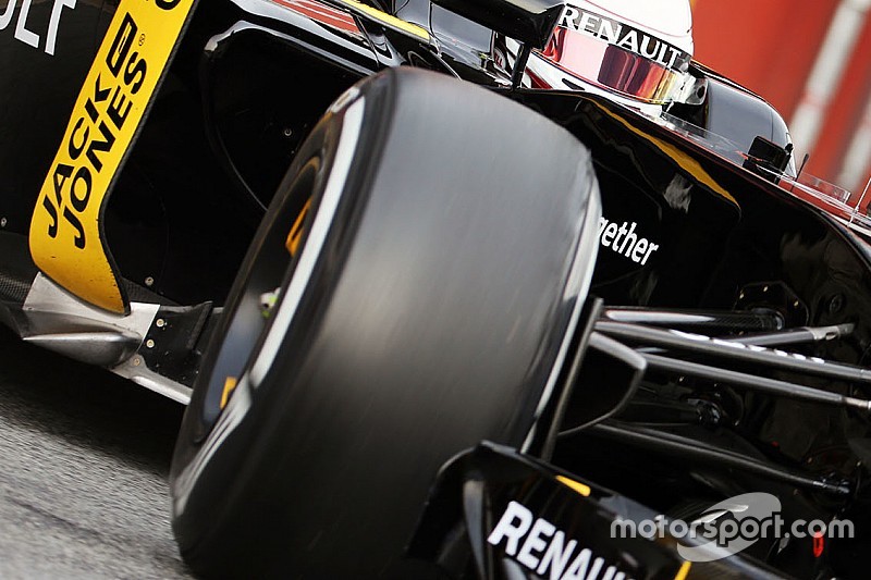 Le gomme larghe 2017 si svilupperanno sulle F.1 dei V8 aspirati?