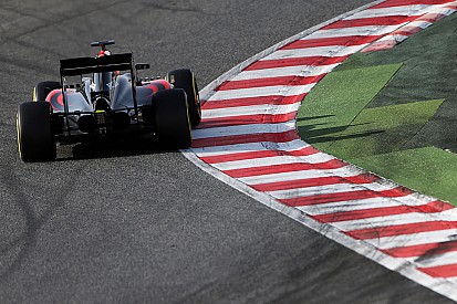 Технические проблемы сорвали планы McLaren в четверг