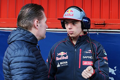 Jos Verstappen dice que la agresividad de Max "es positiva"