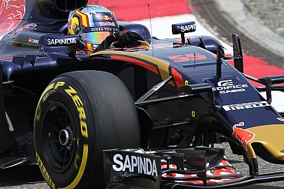Sainz: "Las presiones de los neumáticos son excesivas"