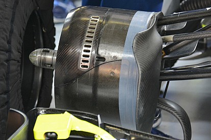 Технический брифинг: передние тормозные воздуховоды Williams FW38