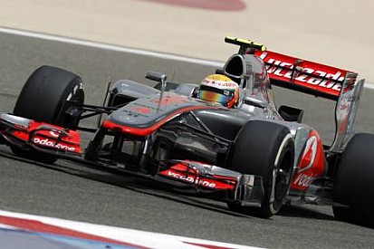 İlk seansta Lewis Hamilton lider
