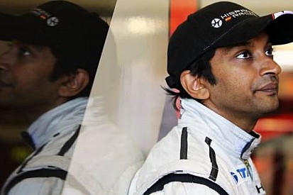 Karthikeyan Vettel'i 'ağlayan bebeğe' benzetti